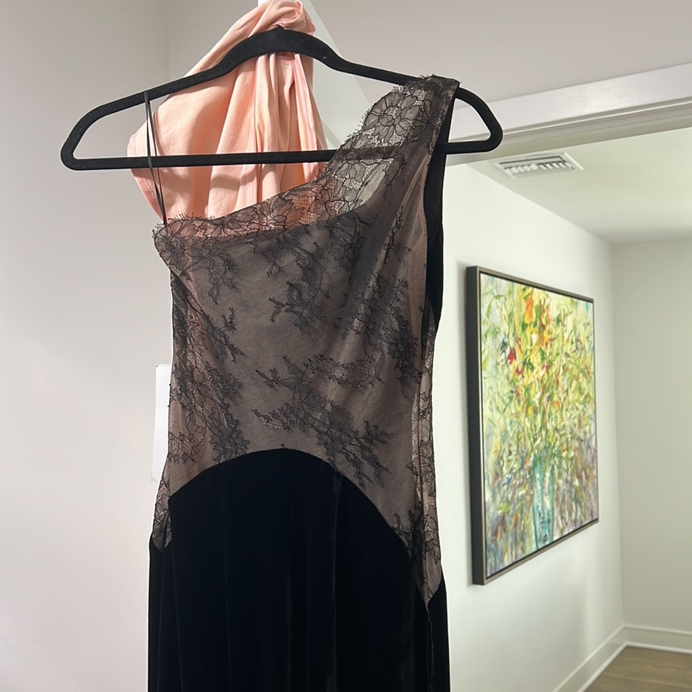 BRAND NEW Black Velvet and Lace One Shoulder Stella McCartney Gown - Picture 7 of 11